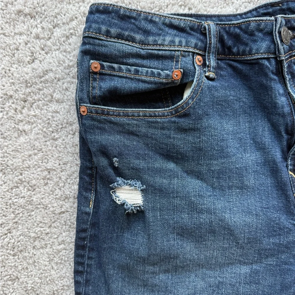 American Eagle Outfitters distressed denim